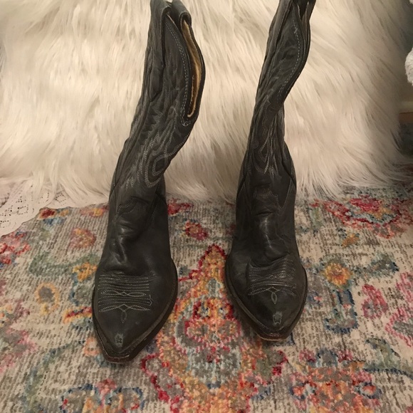 Corral boots - Picture 2 of 2